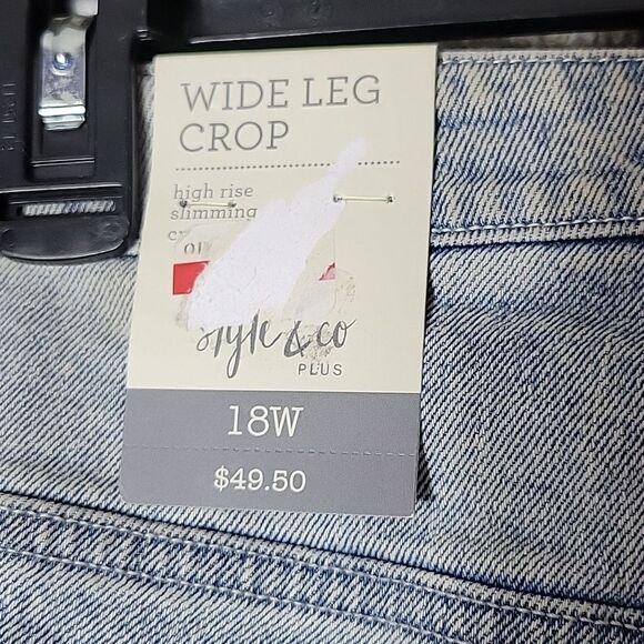 Style & Co. Light Wash Wide Leg Cropped Jeans Size 18 W - Picture 7 of 11